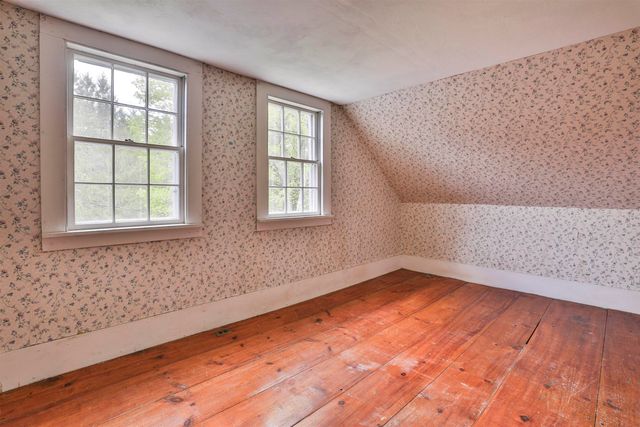1 Featherbed Lane, Derry, NH 03038