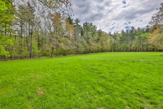 1 Featherbed Lane, Derry, NH 03038