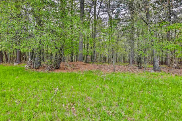 1 Featherbed Lane, Derry, NH 03038
