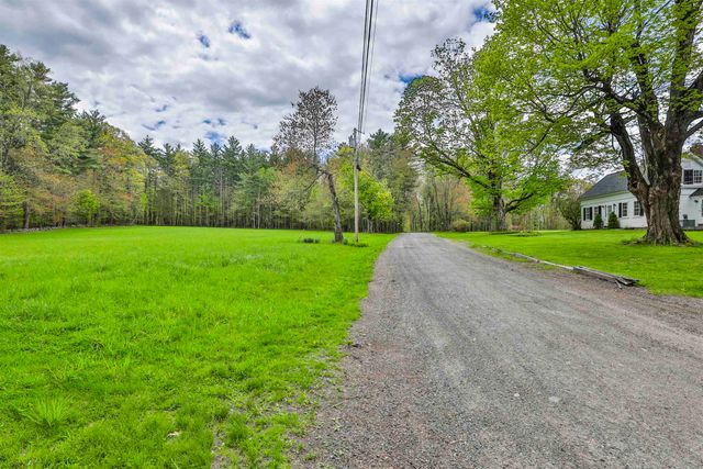 1 Featherbed Lane, Derry, NH 03038