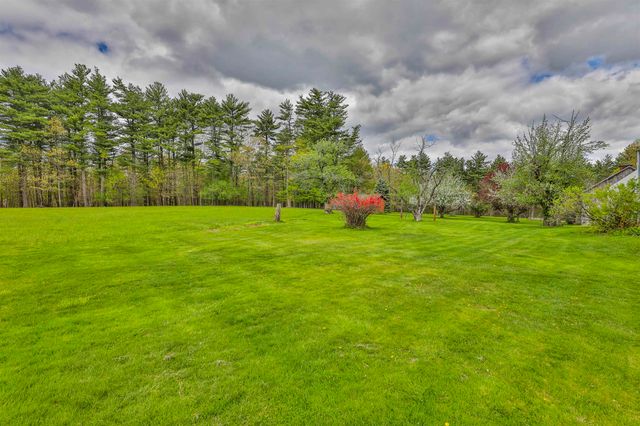 1 Featherbed Lane, Derry, NH 03038