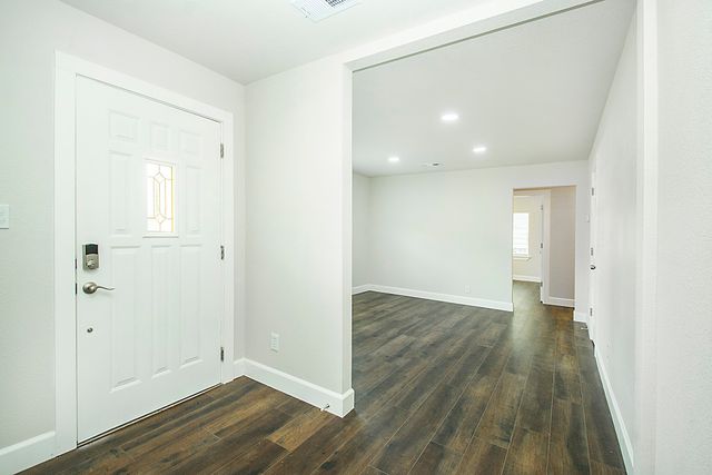 2502 Helmet Street, Irving, TX 75060