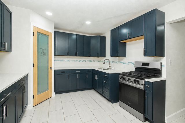 2502 Helmet Street, Irving, TX 75060