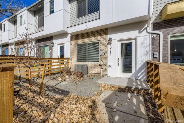 15313 W 69th Avenue, Arvada, CO 80007