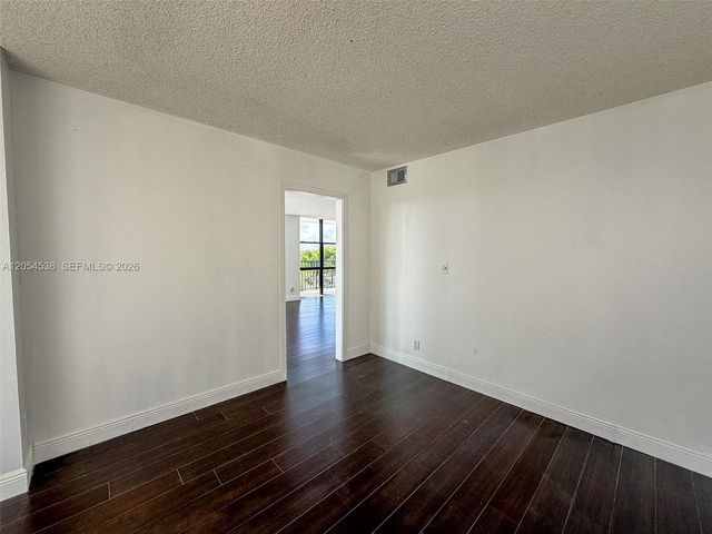 1000 Parkview Dr 531, Hallandale Beach, FL 33009