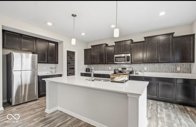 1126 Creek Way Lane, Greenwood, IN 46143