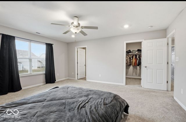 1126 Creek Way Lane, Greenwood, IN 46143