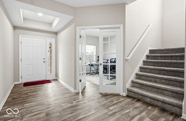 1126 Creek Way Lane, Greenwood, IN 46143