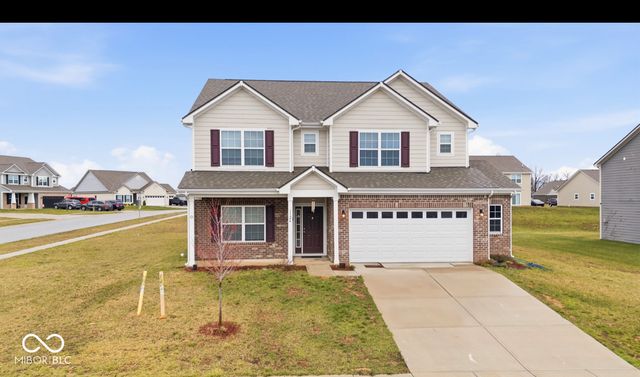 1126 Creek Way Lane, Greenwood, IN 46143