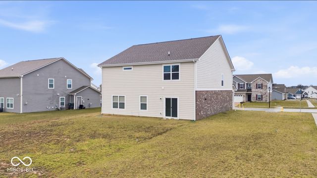 1126 Creek Way Lane, Greenwood, IN 46143