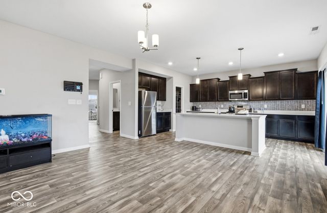 1126 Creek Way Lane, Greenwood, IN 46143