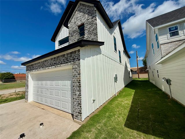 216 SW 13th Street, Mineral Wells, TX 76067