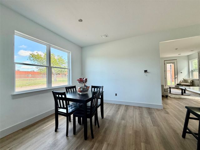 216 SW 13th Street, Mineral Wells, TX 76067
