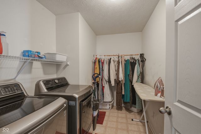 1014 Swinton Way, Westfield, IN 46074
