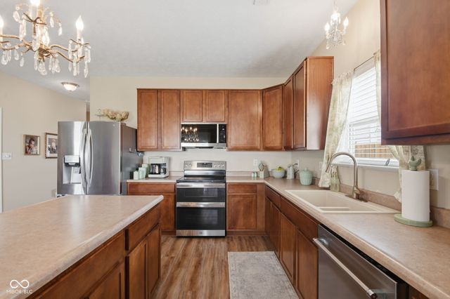 1014 Swinton Way, Westfield, IN 46074