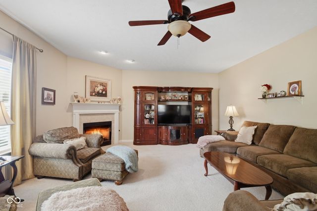 1014 Swinton Way, Westfield, IN 46074