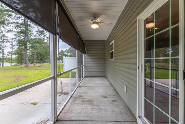 305 Long Meadow Dr., Loris, SC 29569