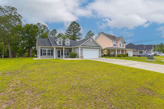 305 Long Meadow Dr., Loris, SC 29569