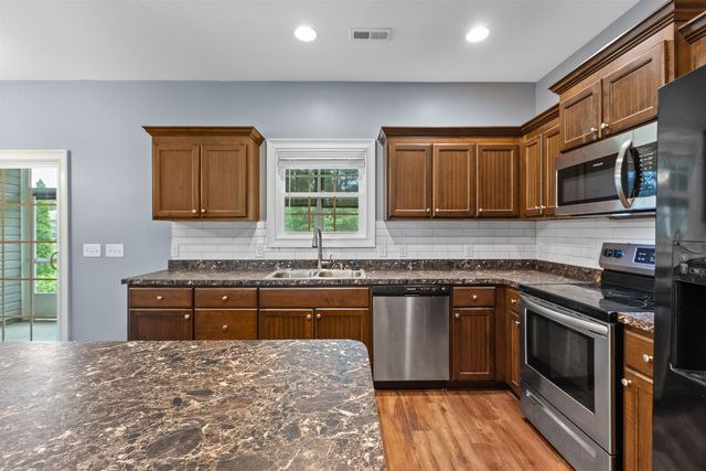 305 Long Meadow Dr., Loris, SC 29569