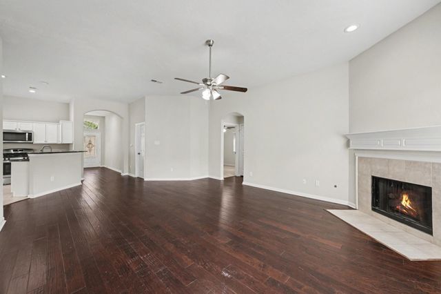 2415 Easterleaf Court, Richmond, TX 77406