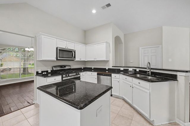 2415 Easterleaf Court, Richmond, TX 77406
