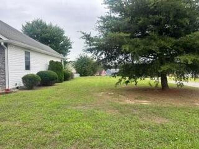 143 County Rd 7030, Athens, TN 37303