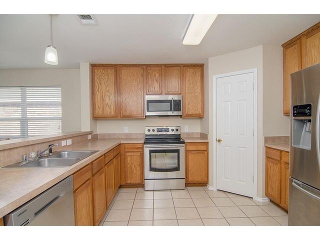 13109 FieldStone Road, Fort Worth, TX 76244