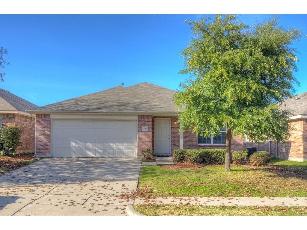 13109 FieldStone Road, Fort Worth, TX 76244