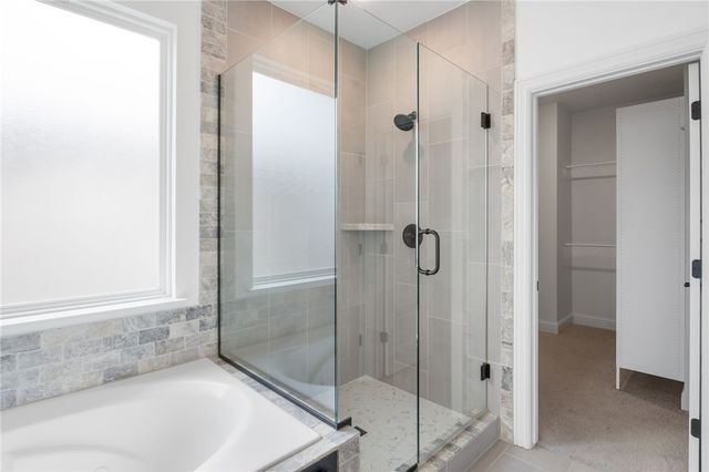 5000 SW Bedford Road, Bentonville, AR 72713