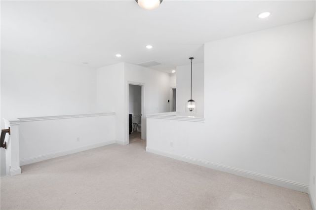 5000 SW Bedford Road, Bentonville, AR 72713