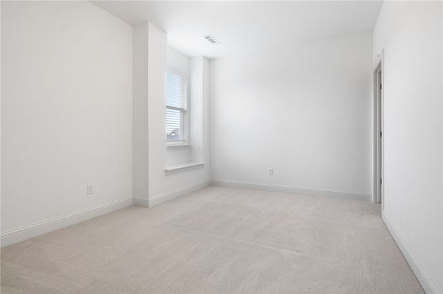 5000 SW Bedford Road, Bentonville, AR 72713