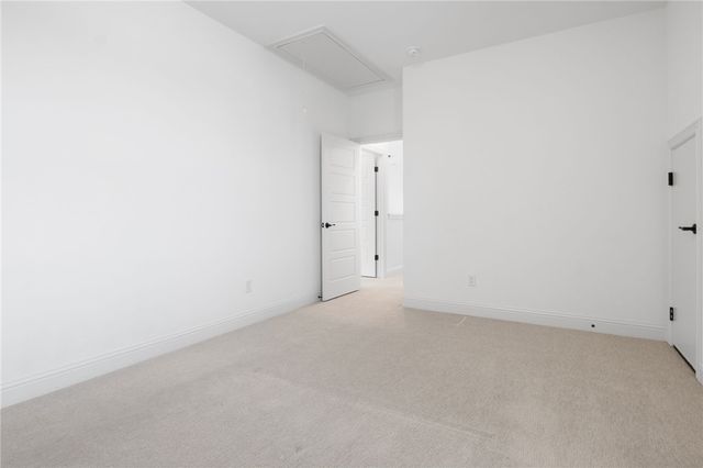 5000 SW Bedford Road, Bentonville, AR 72713