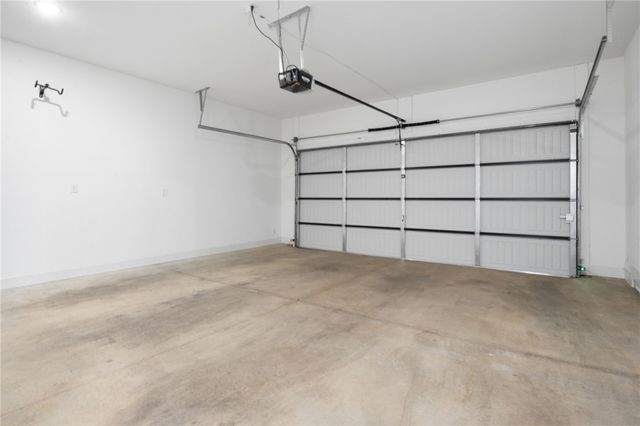 5000 SW Bedford Road, Bentonville, AR 72713