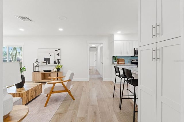 2210 TANGLEWOOD WAY, Brandon, FL 33511