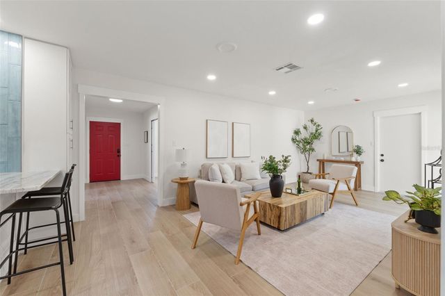 2210 TANGLEWOOD WAY, Brandon, FL 33511