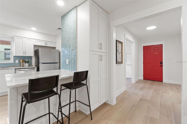 2210 TANGLEWOOD WAY, Brandon, FL 33511