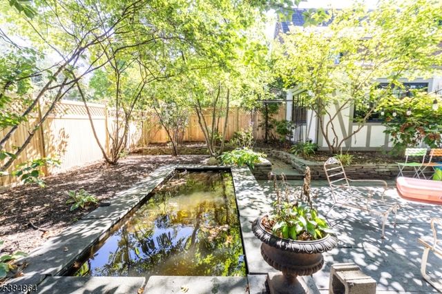 2 Harding Ter, Morristown Town, NJ 07960