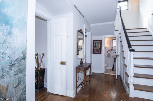 2 Harding Ter, Morristown Town, NJ 07960