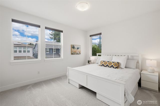 27066 Summit Park Way SE, Maple Valley, WA 98038
