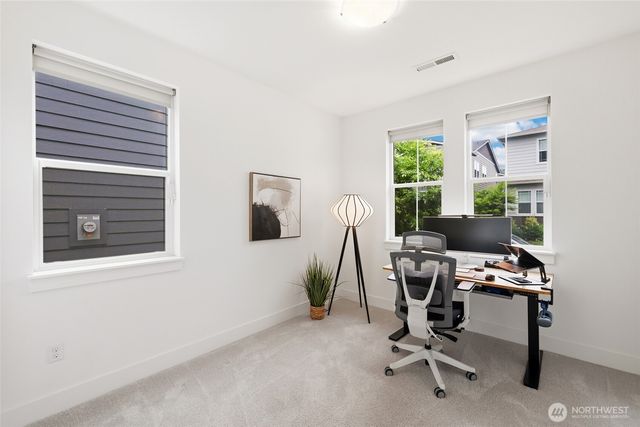 27066 Summit Park Way SE, Maple Valley, WA 98038