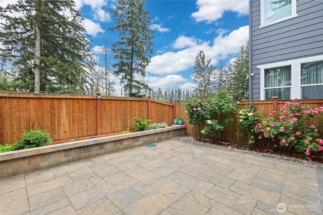 27066 Summit Park Way SE, Maple Valley, WA 98038