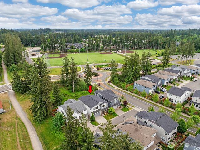 27066 Summit Park Way SE, Maple Valley, WA 98038