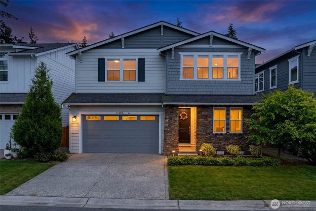 27066 Summit Park Way SE, Maple Valley, WA 98038