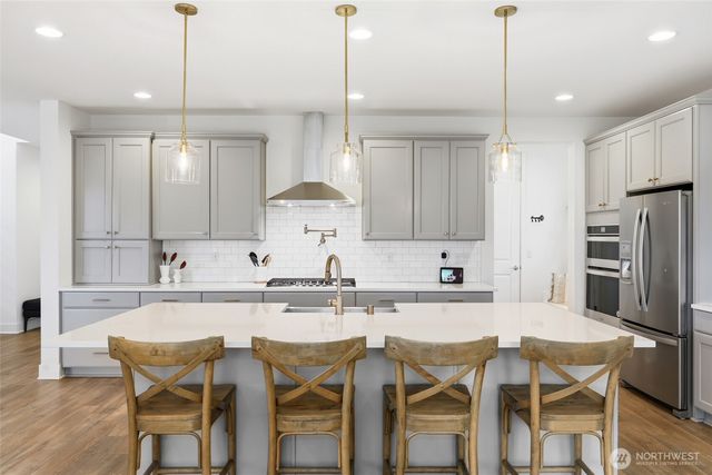 27066 Summit Park Way SE, Maple Valley, WA 98038