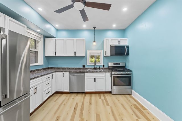 20 Brush Hill Road, Providence, RI 02909