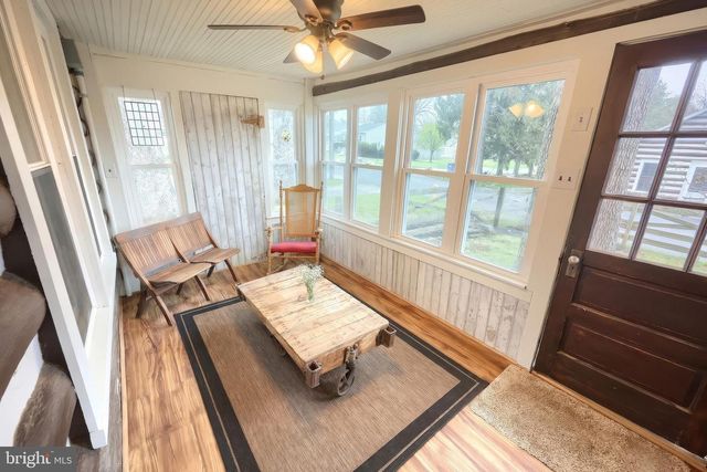 24 PARK ST, Jacobus, PA 17407