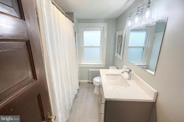 24 PARK ST, Jacobus, PA 17407