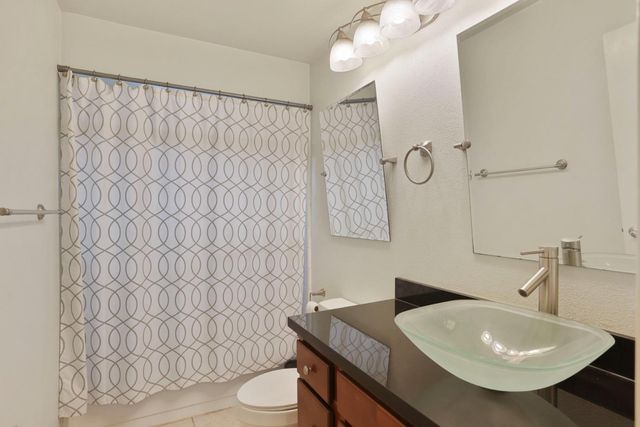 4545 Winding River Cir, Stockton, CA 95219