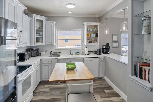 2296 Martinique, Crystal Beach, TX 77650