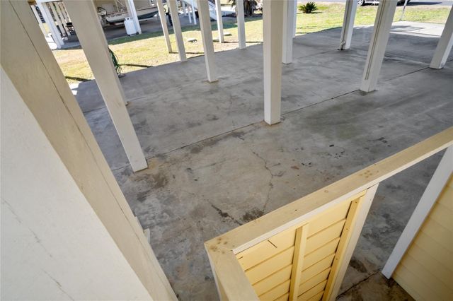 2296 Martinique, Crystal Beach, TX 77650